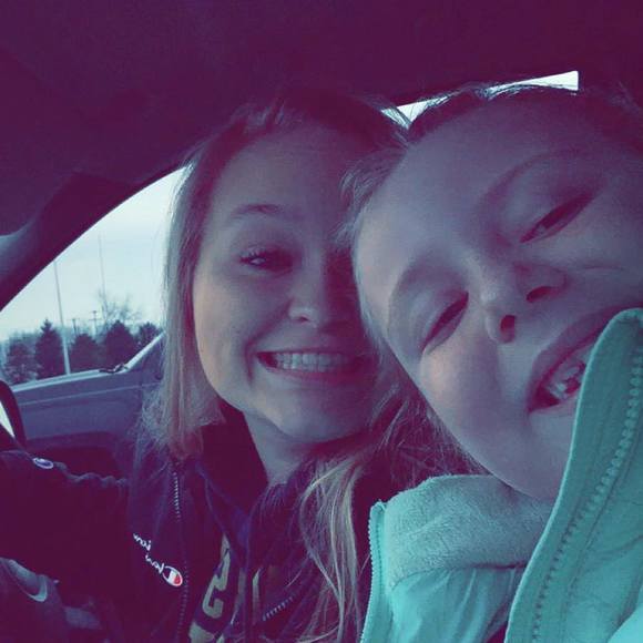 Meet your Posher, Gynette - Picture 1 of 1